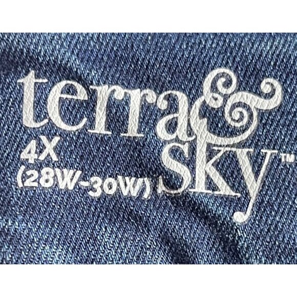 NWT Terra & Sky Womens Plus Size Denim Pull On Bermuda Shorts 4X Dark Wash - Picture 7 of 8
